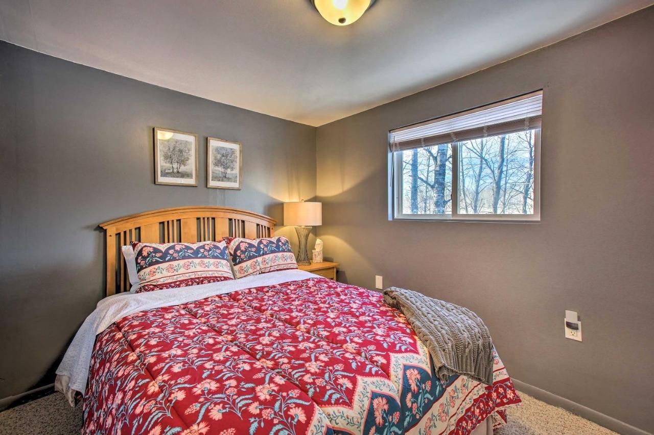 Lakes Of The North Home On Snowmobile And Atv Trail! Mancelona エクステリア 写真