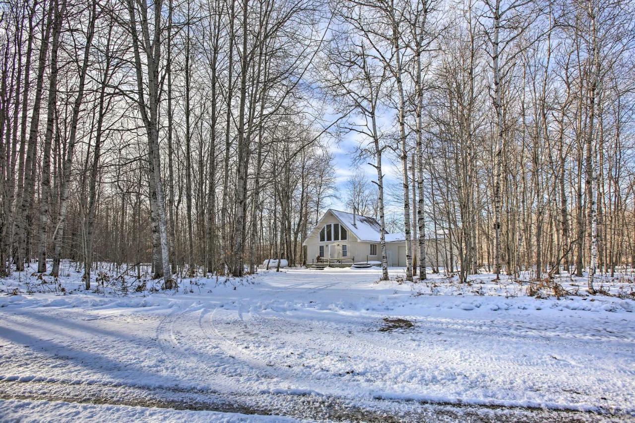 Lakes Of The North Home On Snowmobile And Atv Trail! Mancelona エクステリア 写真