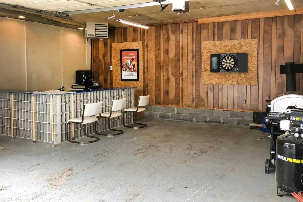 Lakes Of The North Home On Snowmobile And Atv Trail! Mancelona エクステリア 写真